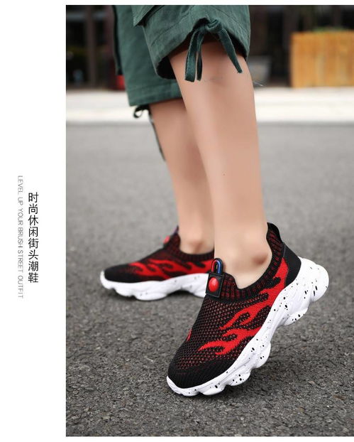 藍貓童鞋男童夏季透氣單網運動鞋 為孩子的夏日奔跑注入活力