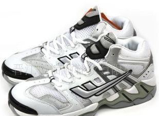 潮流與性價比并存——批發(fā)0排球鞋、回力運動鞋及新潮款式鞋類配件轉讓